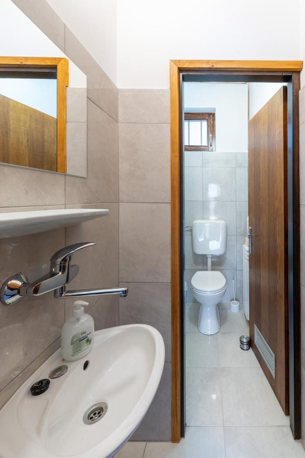 Apartman Jabuka Karlovac Exterior foto